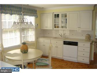 132 Partree Road Cherry Hill, NJ 08003 - Photo 7 of 12 Kitchen
