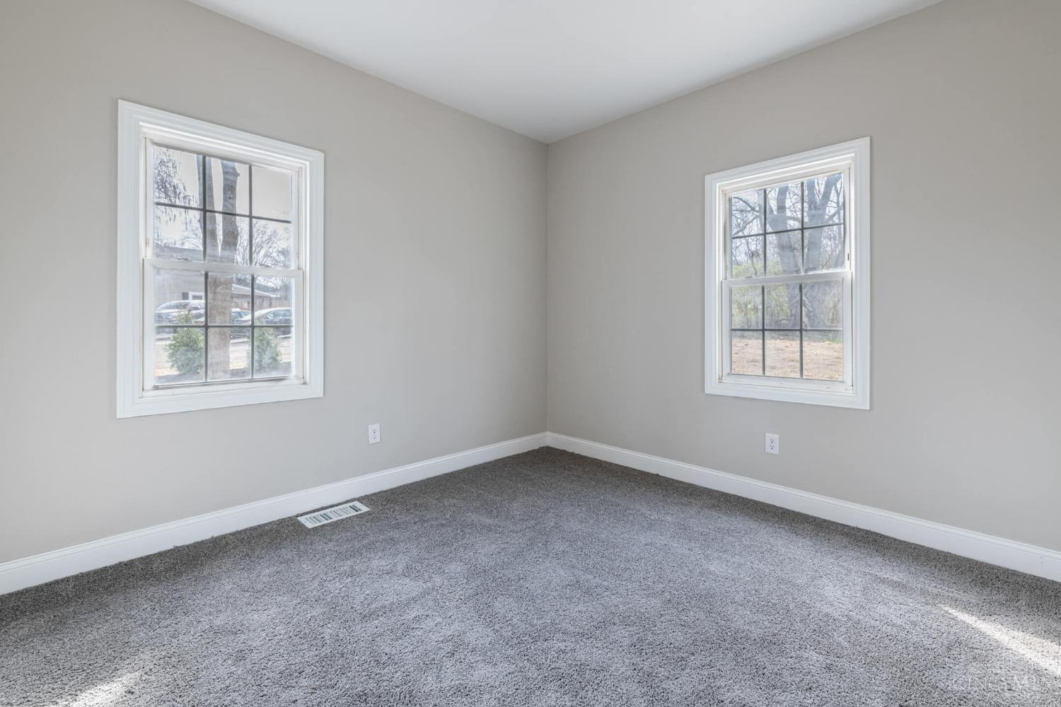 4918 Windsor Road Middletown, OH 45044 - Photo 11 of 24 Gallery Image 11