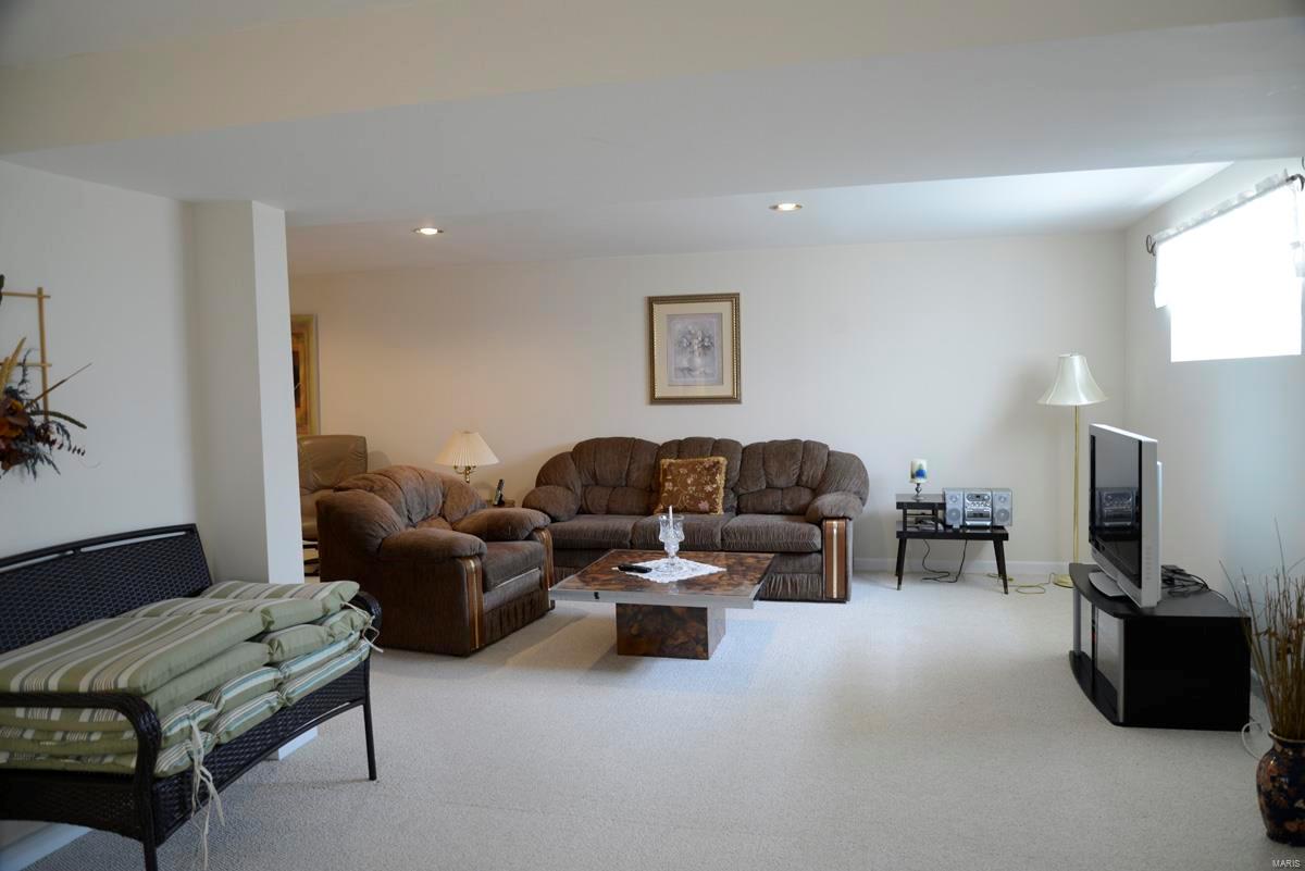 10164 Baptist Church Road St. Louis, MO 63123 - Photo 26 of 39 Gallery Image 26