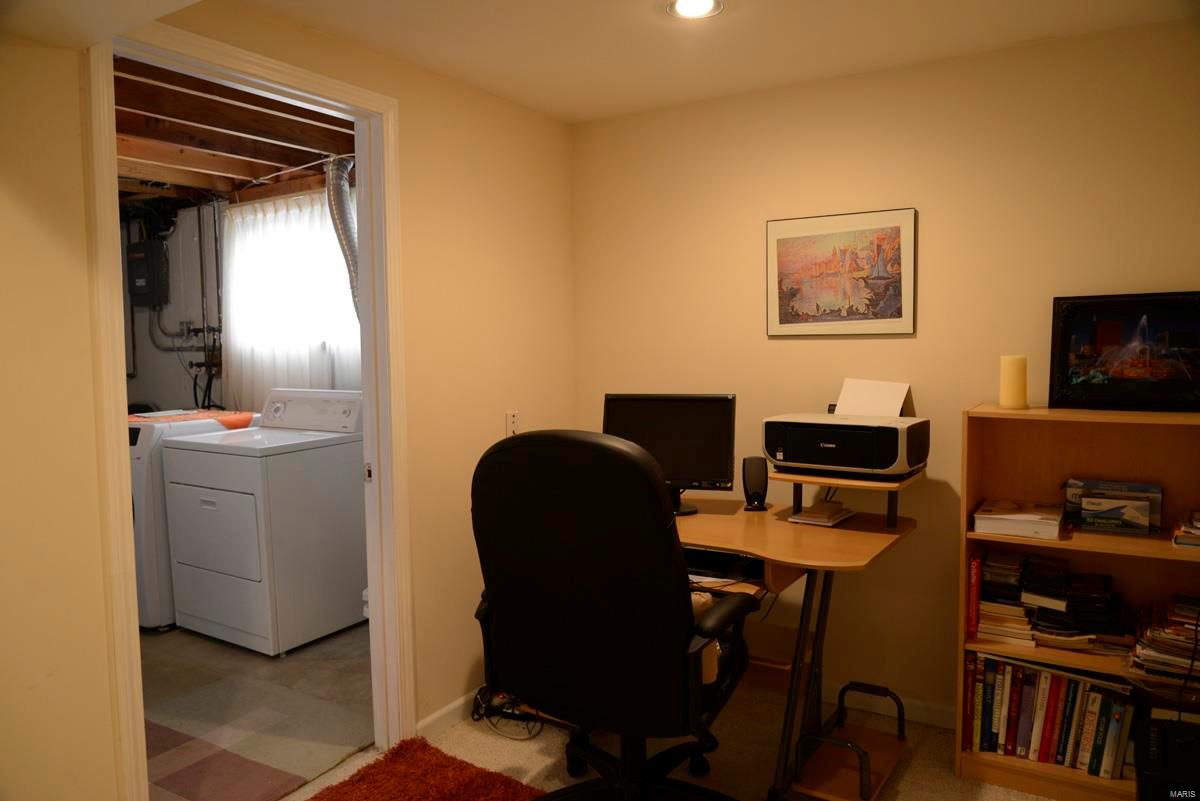 10164 Baptist Church Road St. Louis, MO 63123 - Photo 30 of 39 Gallery Image 30