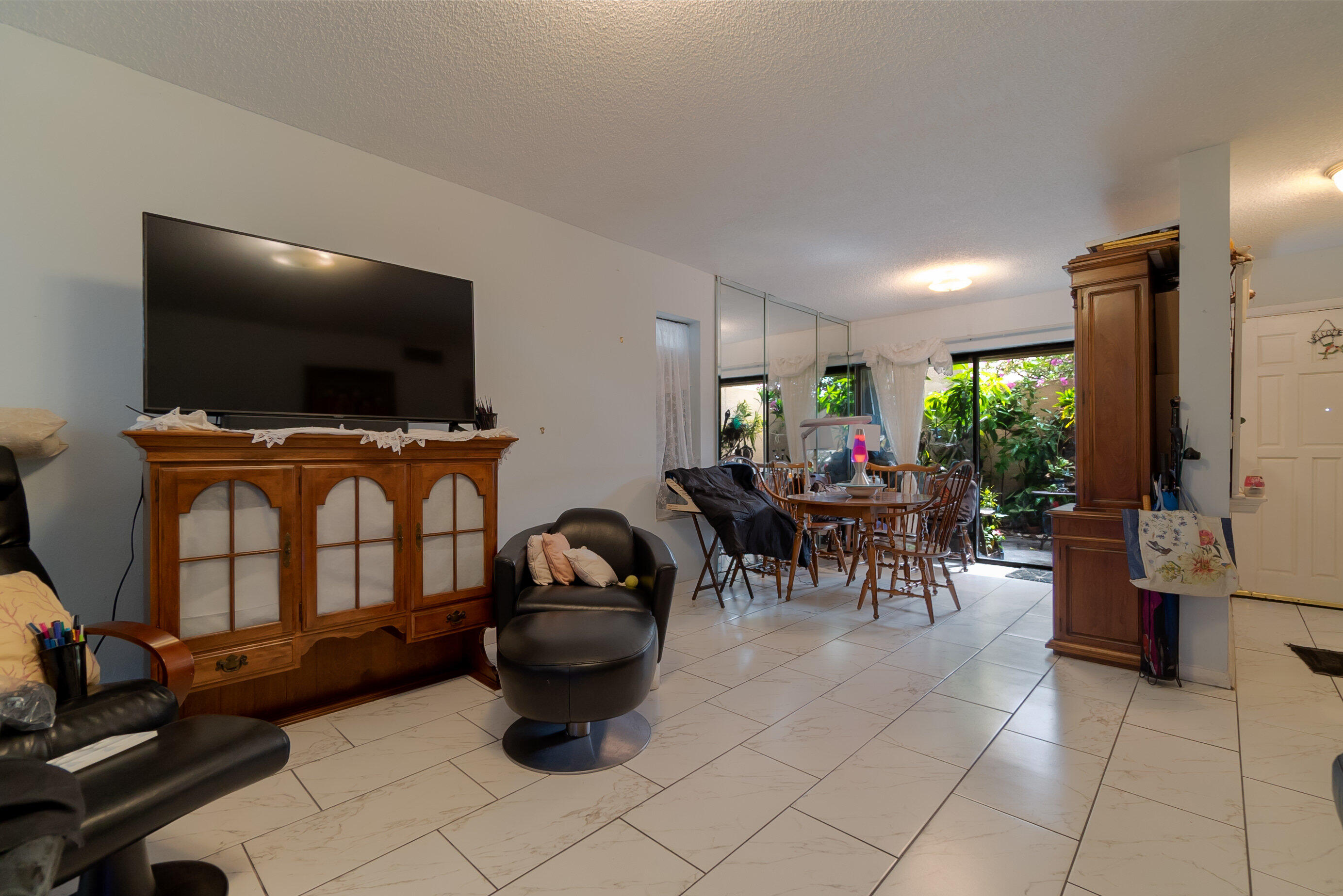 1161 Northwest 13th Street, Unit 3 Boca Raton, FL 33486 - Photo 5 of 26 005_dsc00133