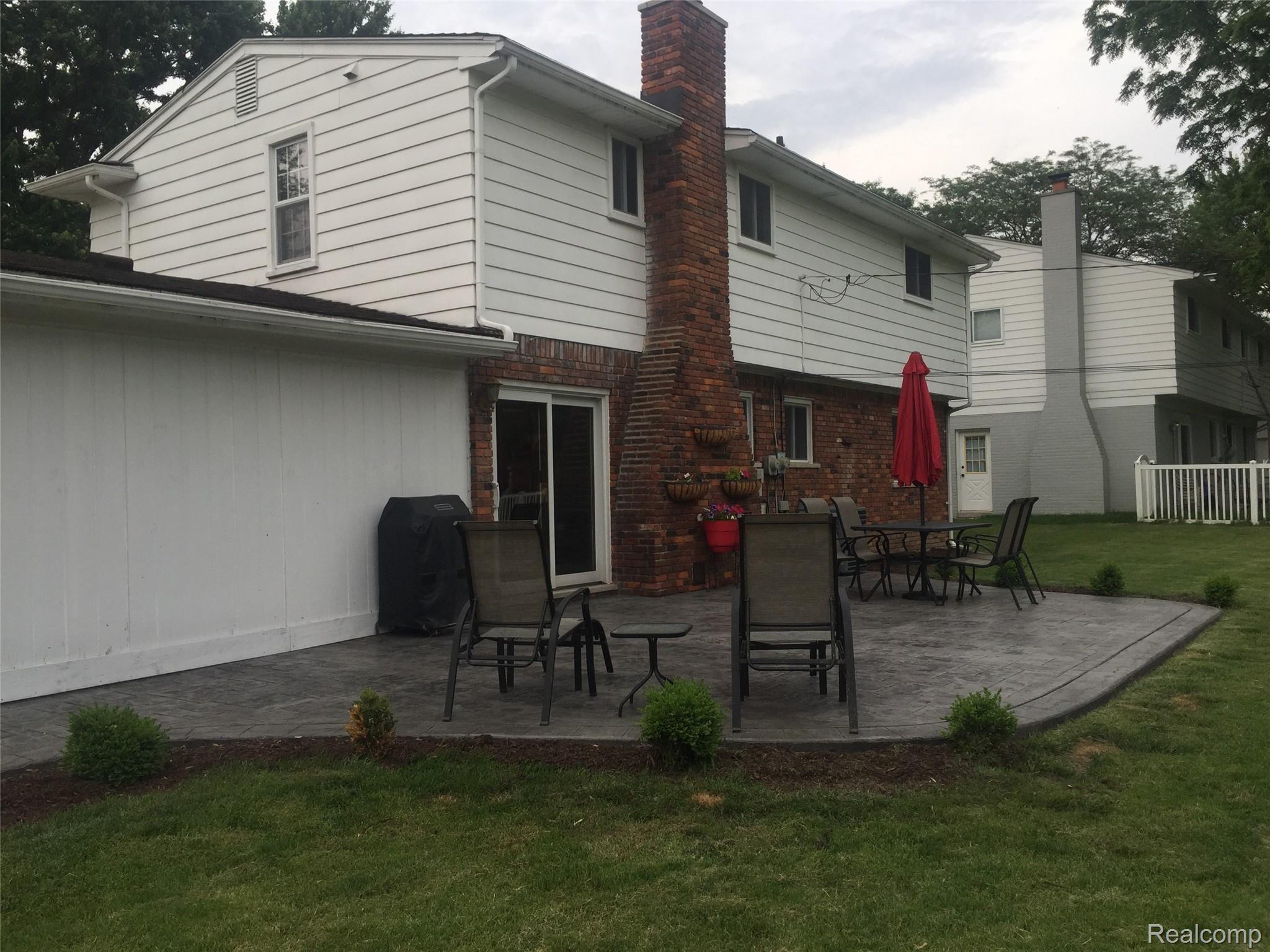 8543 Church Road Grosse Ile, MI 48138 - Photo 23 of 24 IMG_4778.JPG