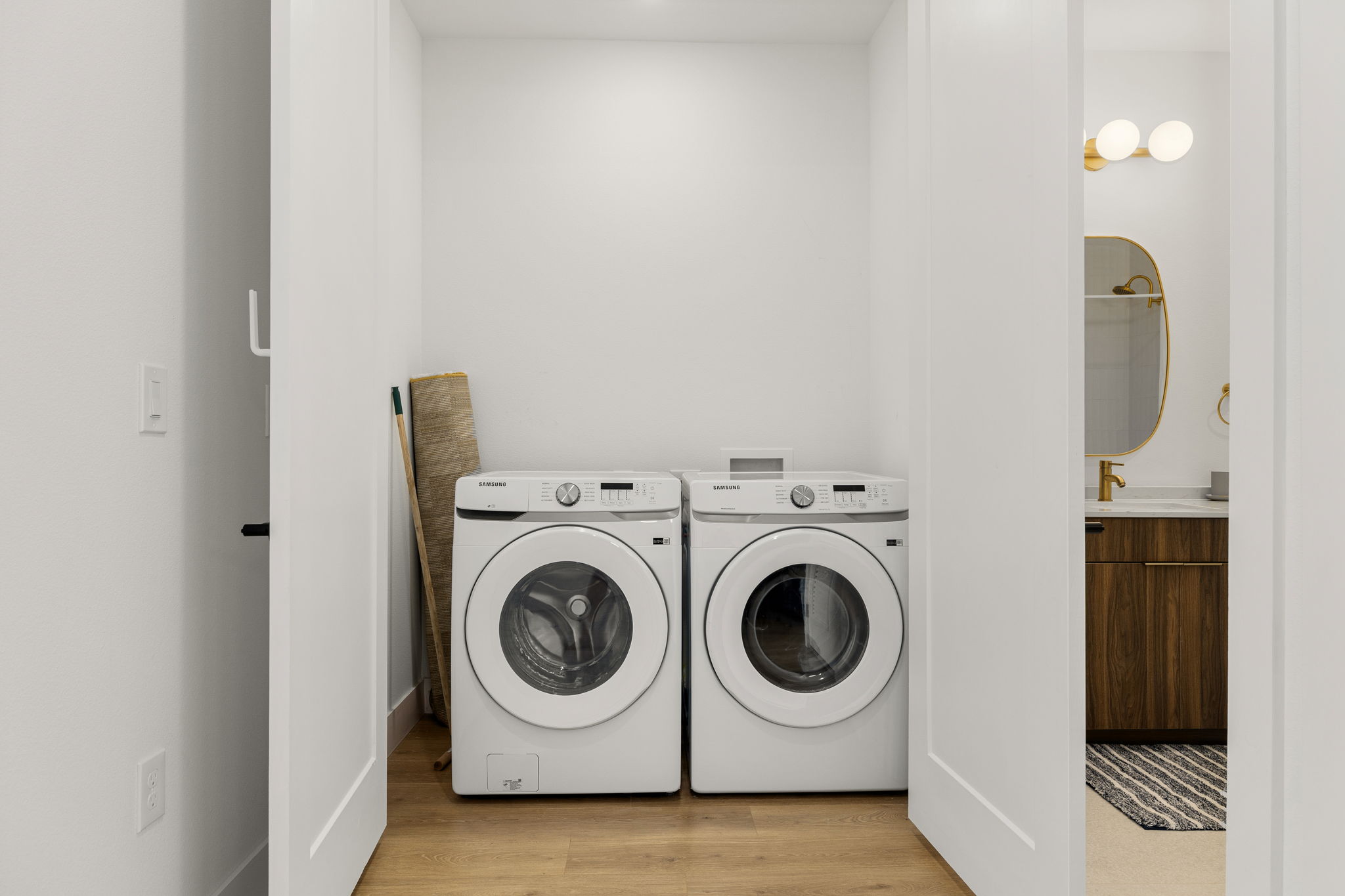 1701 Simond Avenue, Unit 612 Austin, TX 78723 - Photo 18 of 40 a utility room with dryer and washer