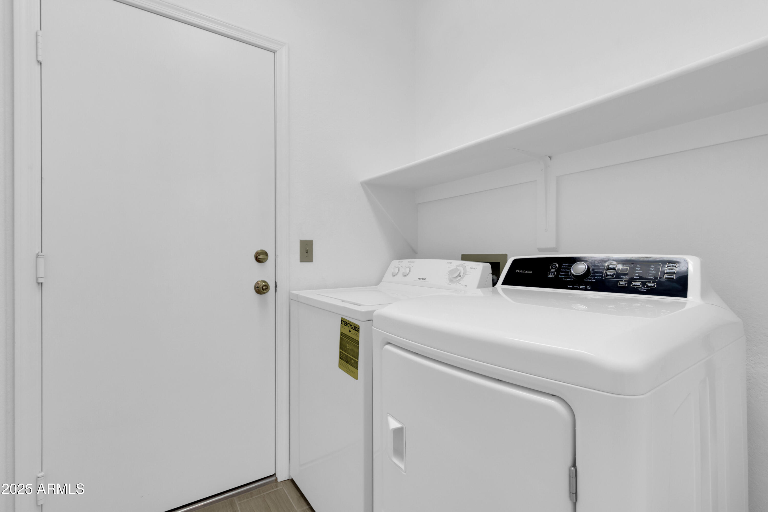1511 West Wildhorse Court Chandler, AZ 85286 - Photo 22 of 31 a utility room with dryer and washer