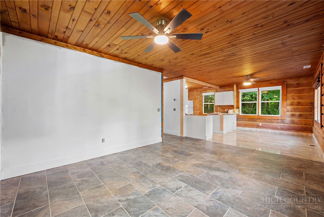 2020 Castle Ford Road Boone, NC 28607 - Photo 12 of 42 Gallery Image 12