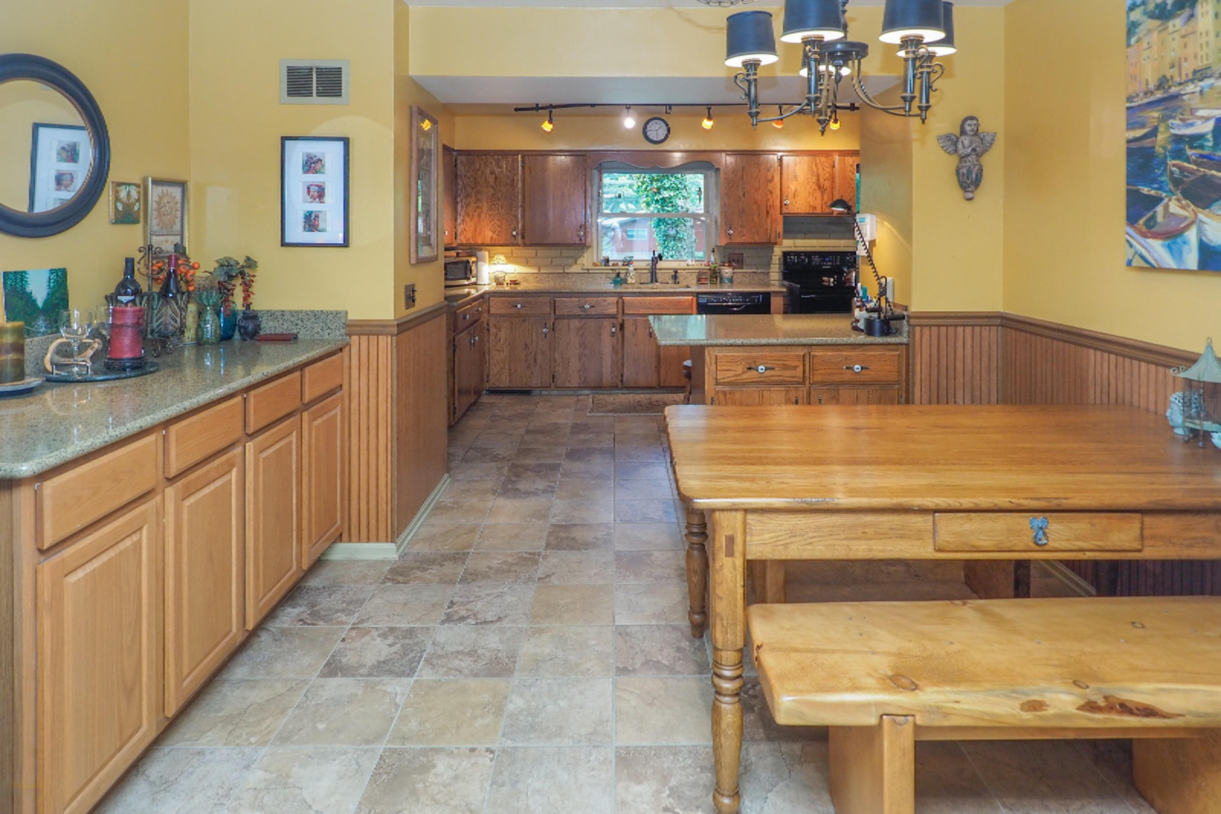 1428 Lama Road Kalamazoo, MI 49008 - Photo 8 of 29 1428 Lama Rd-108