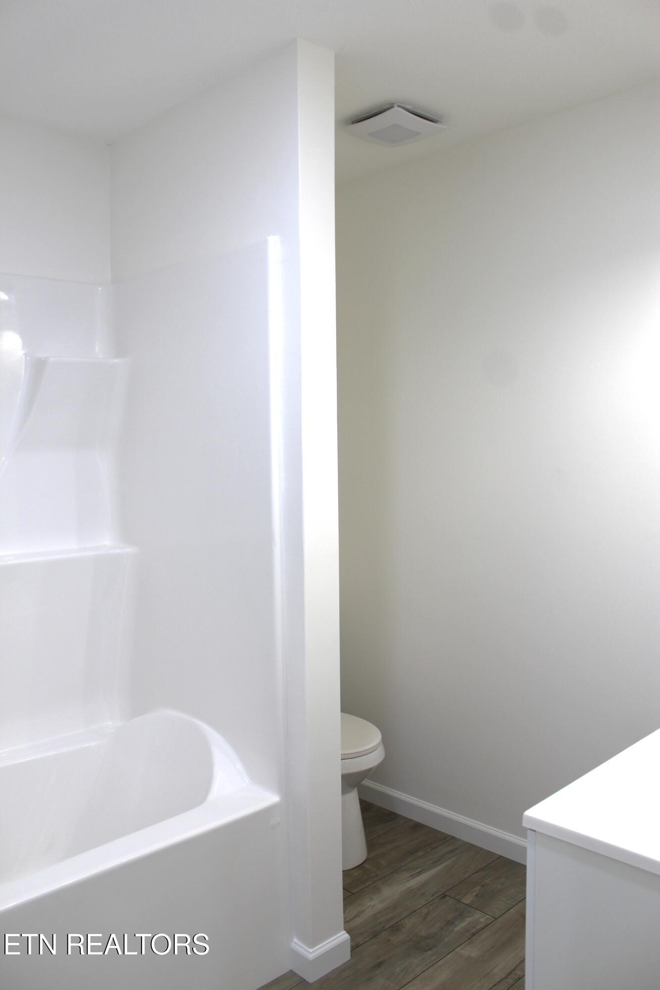 189 Old Sweetwater Road Sweetwater, TN 37874 - Photo 13 of 18 IMG_5051