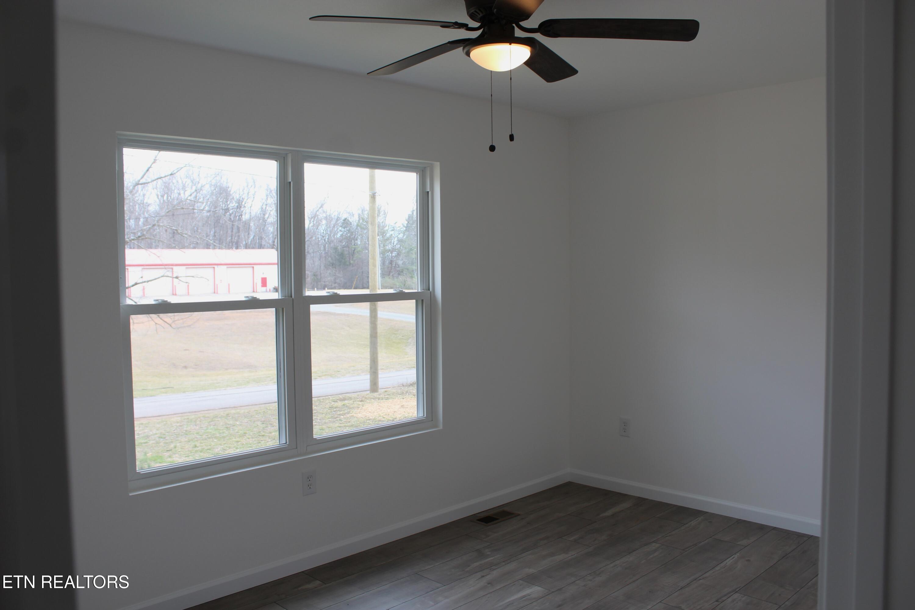 189 Old Sweetwater Road Sweetwater, TN 37874 - Photo 15 of 18 IMG_5045