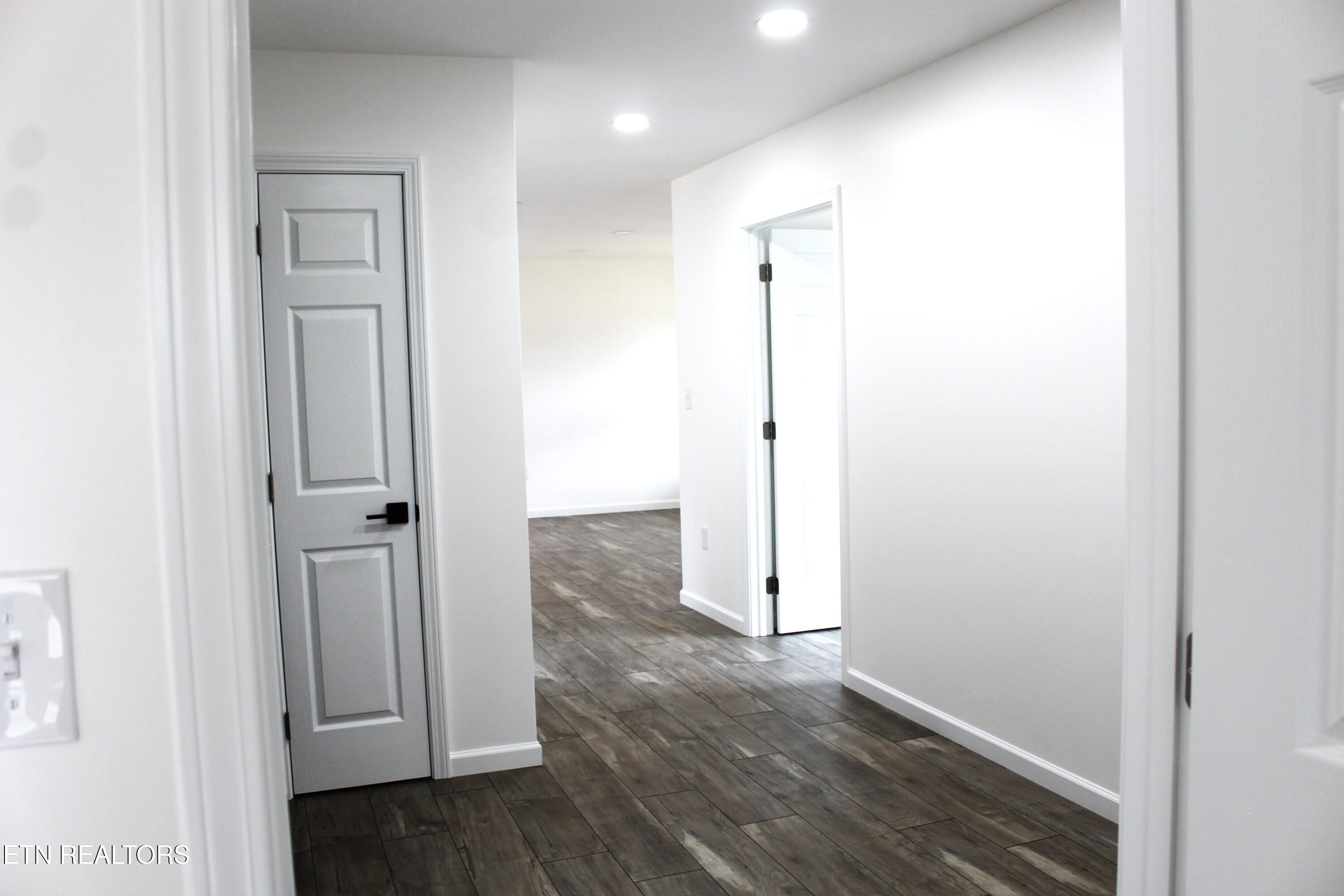 189 Old Sweetwater Road Sweetwater, TN 37874 - Photo 17 of 18 IMG_5049