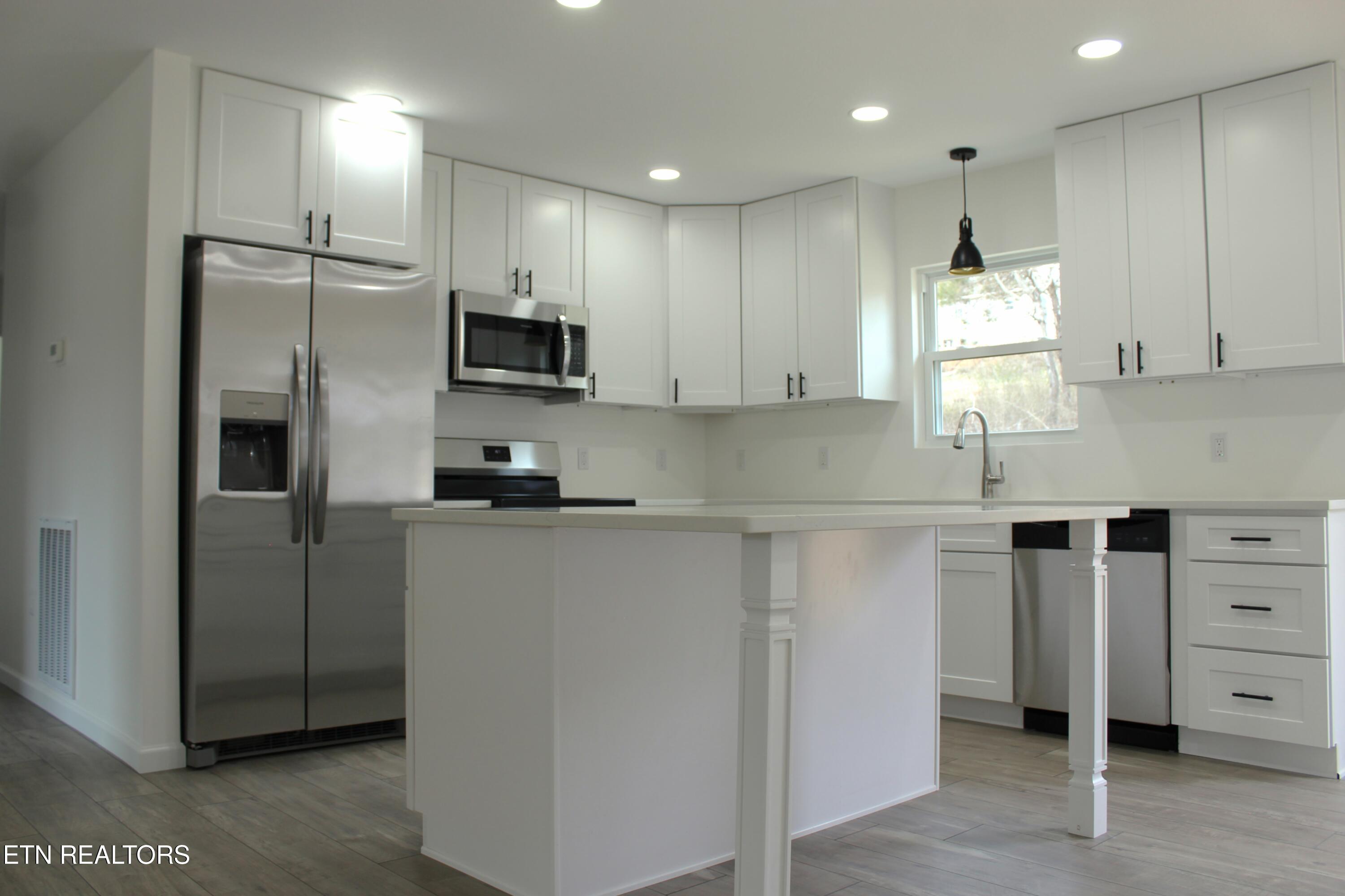 189 Old Sweetwater Road Sweetwater, TN 37874 - Photo 9 of 18 IMG_5043