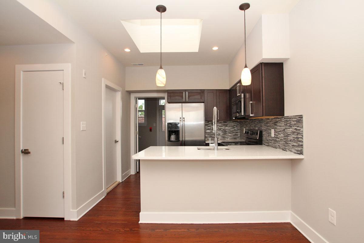 400 South 45th Street, Unit 0D Philadelphia, PA 19104 - Photo 2 of 11