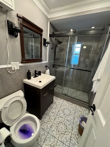 $4,000 | 753 Clarence Avenue | Throgs Neck