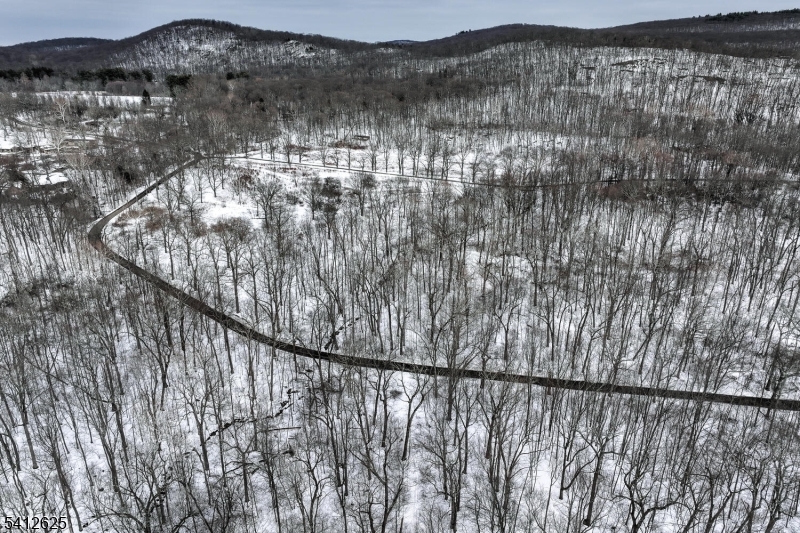 39 Old Road Ringwood, NJ 07456 - Photo 39 of 43 a view of water from a balcony