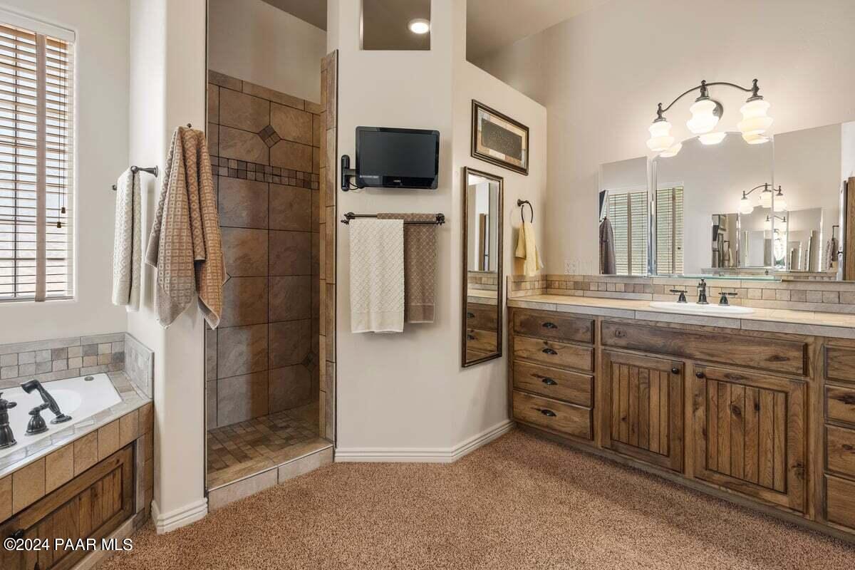 11345 Williamson Valley Ranch Road Prescott, AZ 86305 - Photo 19 of 43 Primary Bathroom 2