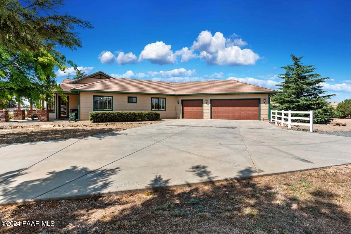 11345 Williamson Valley Ranch Road Prescott, AZ 86305 - Photo 3 of 43 Front 2