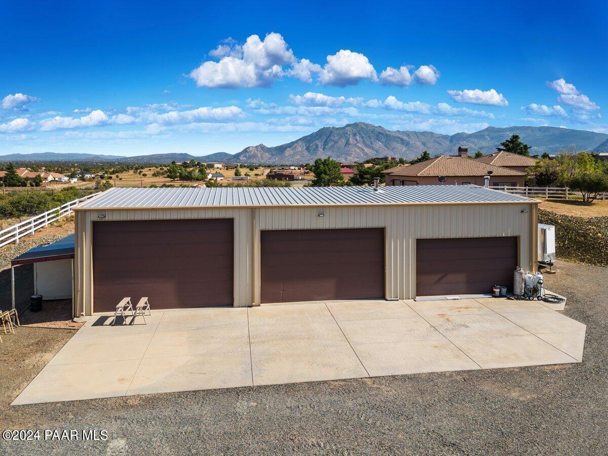 11345 Williamson Valley Ranch Road Prescott, AZ 86305 - Photo 5 of 43 Garage 2