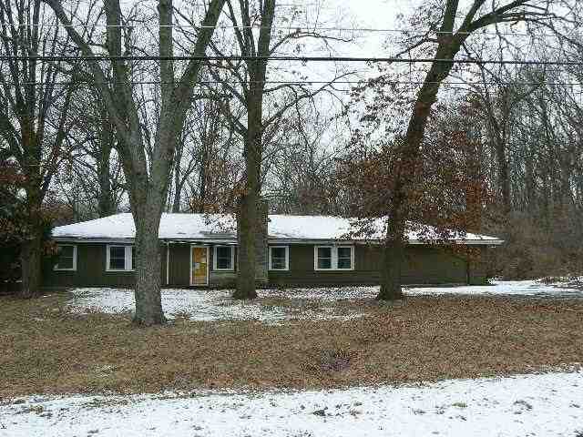 2460 Randall Road Fort Wayne, IN 46804 - Photo 1 of 14