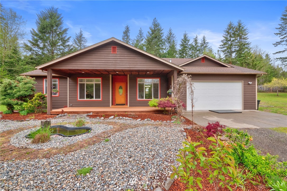 13838 Madrona Road Southwest Port Orchard, WA 98367 - Photo 2 of 25 Gallery Image 2
