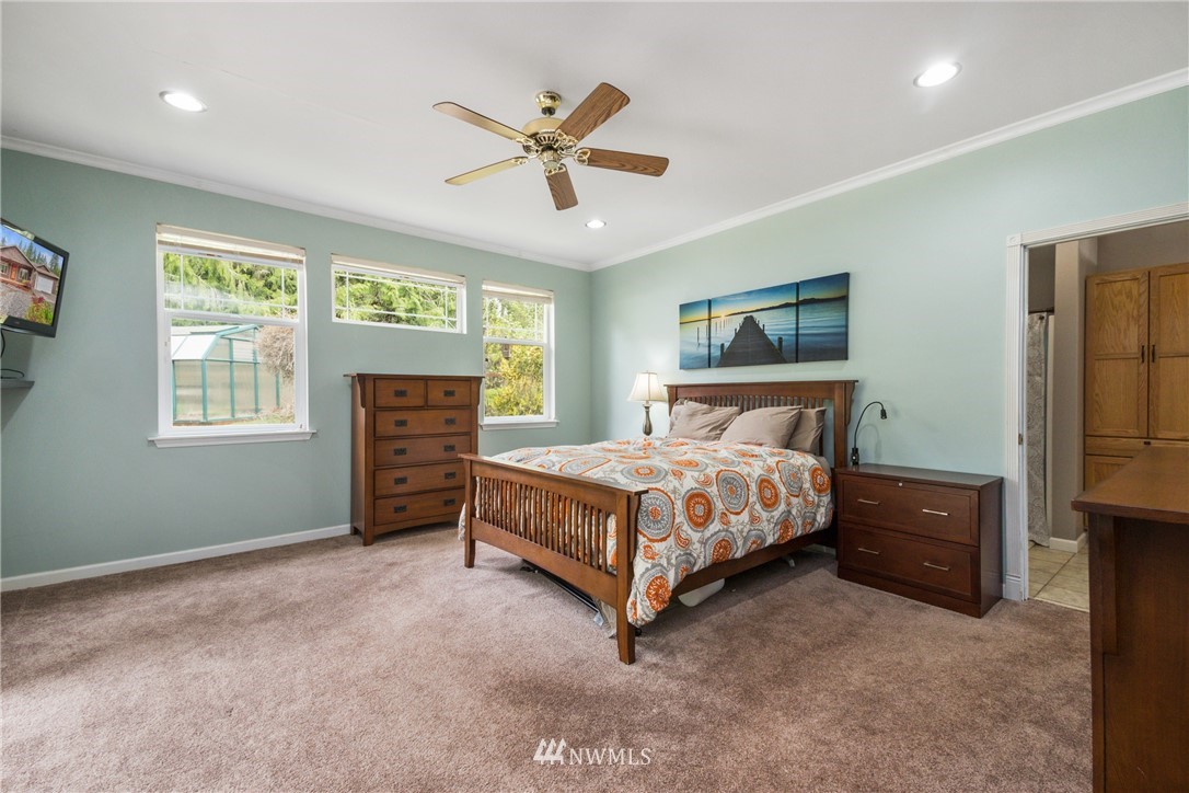 13838 Madrona Road Southwest Port Orchard, WA 98367 - Photo 13 of 25 Gallery Image 13