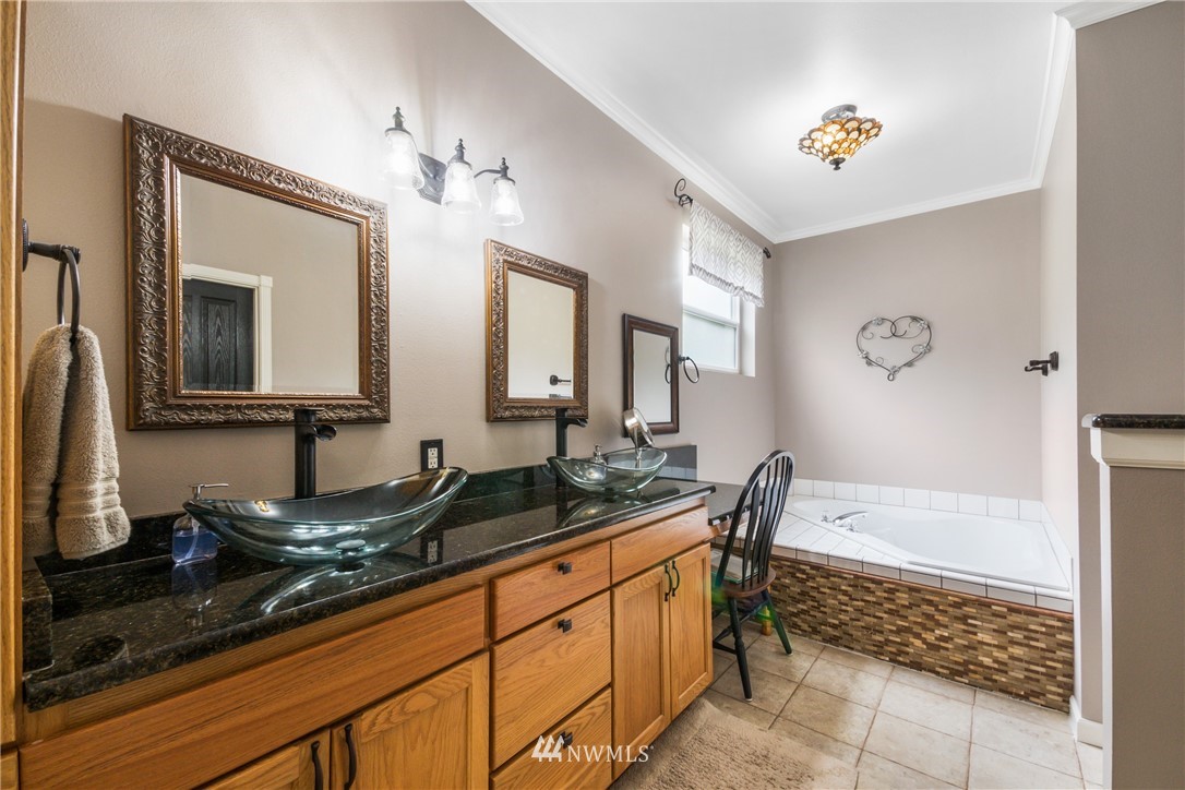 13838 Madrona Road Southwest Port Orchard, WA 98367 - Photo 16 of 25 Gallery Image 16