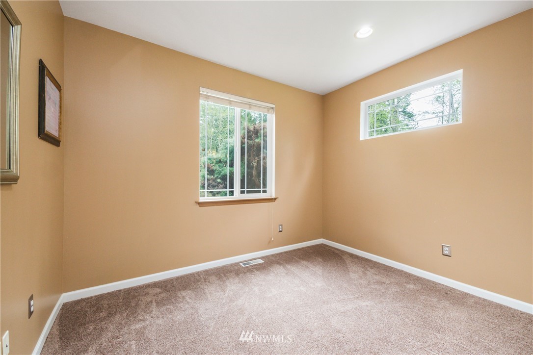 13838 Madrona Road Southwest Port Orchard, WA 98367 - Photo 17 of 25 Gallery Image 17