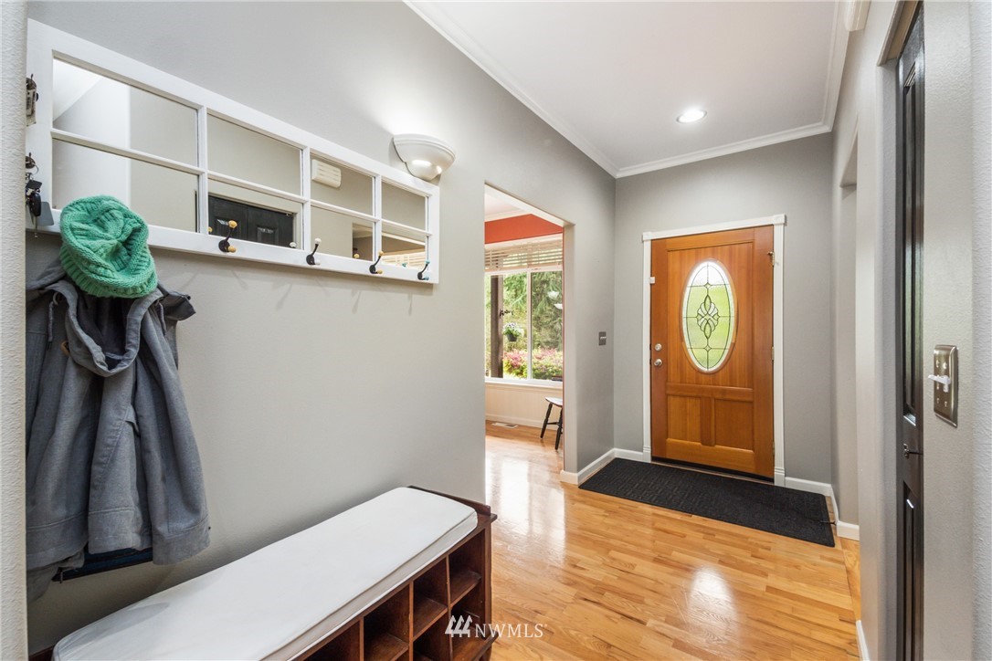 13838 Madrona Road Southwest Port Orchard, WA 98367 - Photo 3 of 25 Gallery Image 3
