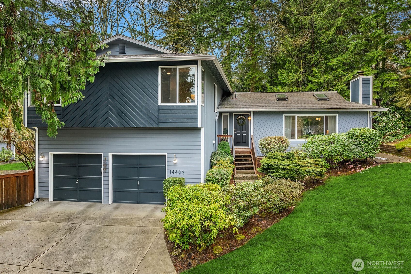 14404 146th Place Southeast Renton, WA 98059 - Photo 2 of 40