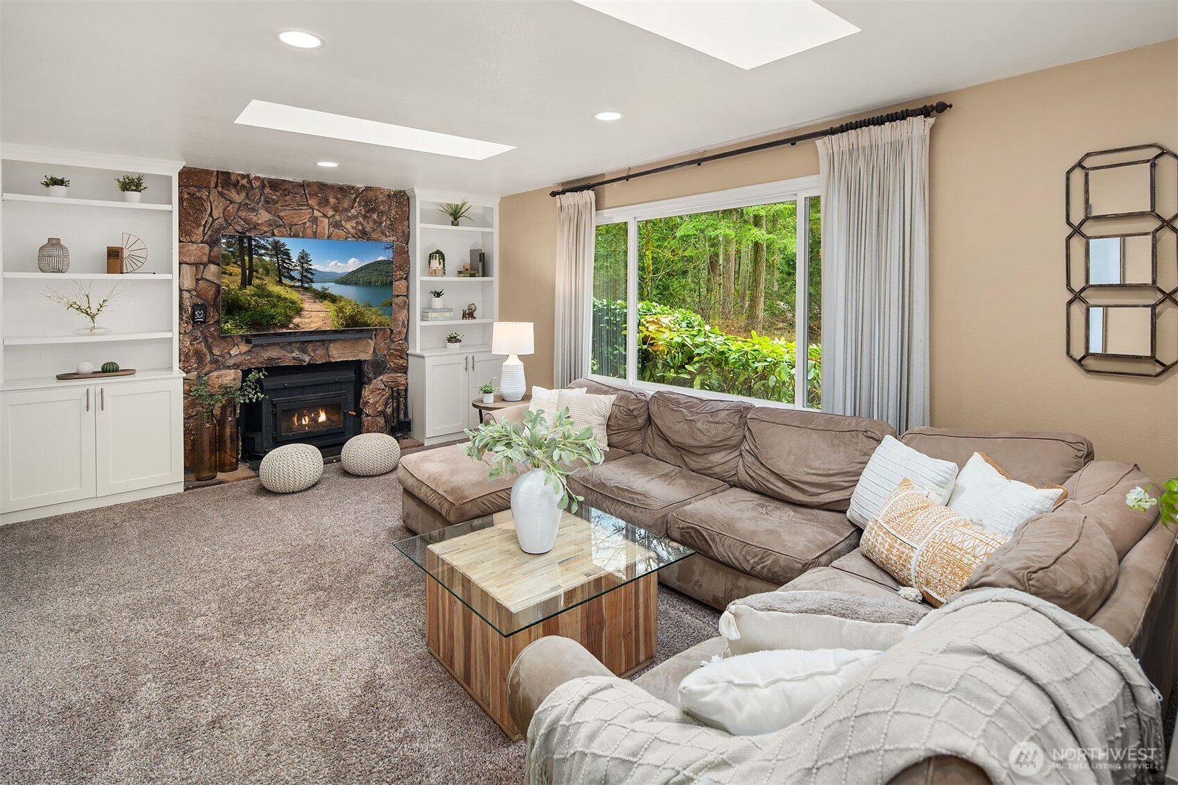 14404 146th Place Southeast Renton, WA 98059 - Photo 4 of 40