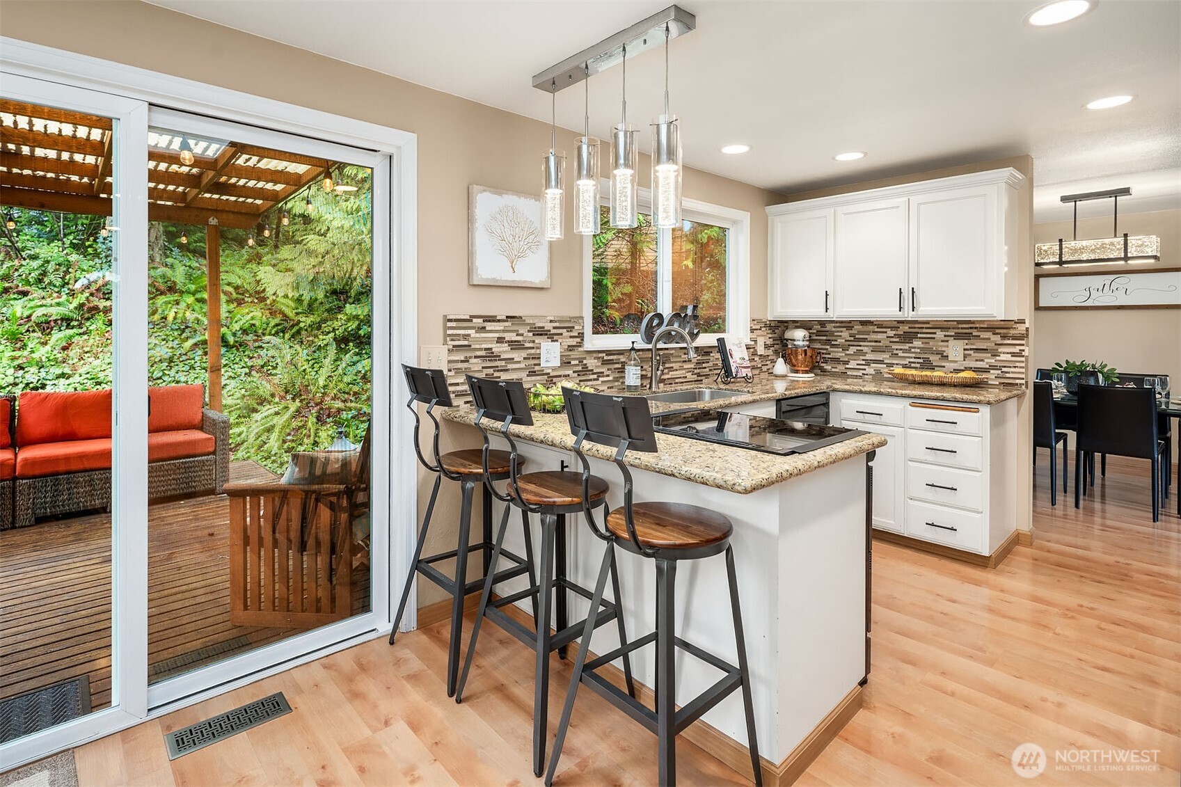 14404 146th Place Southeast Renton, WA 98059 - Photo 7 of 40