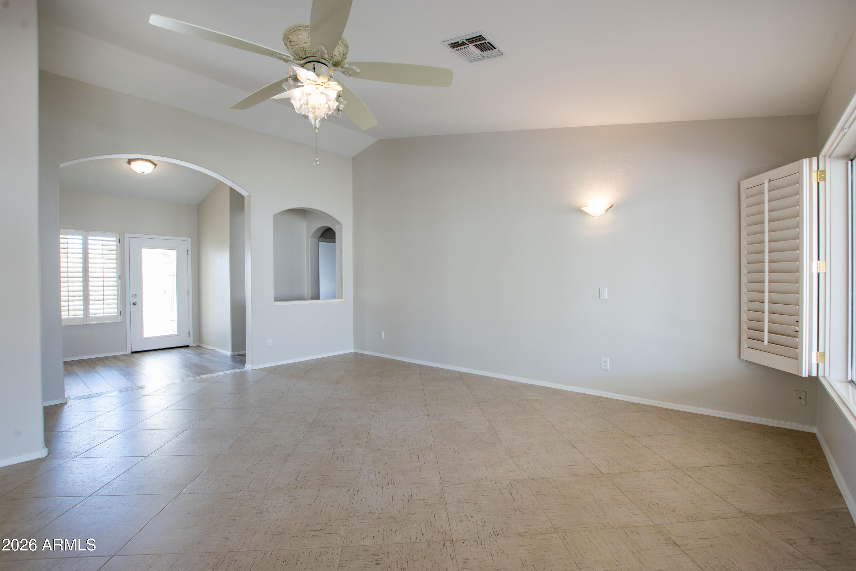 15644 Piccadilly Road Goodyear, AZ 85395 - Photo 12 of 61