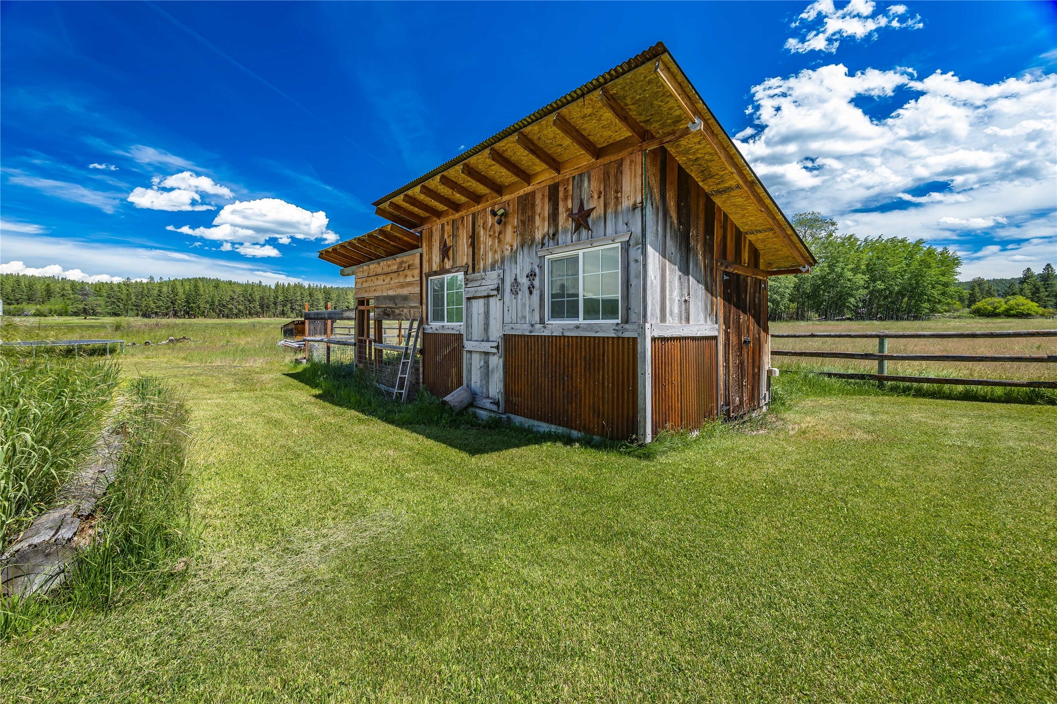 1330 Hole In The Wall Road Bonner, MT 59823 - Photo 9 of 77 Gallery Image 9