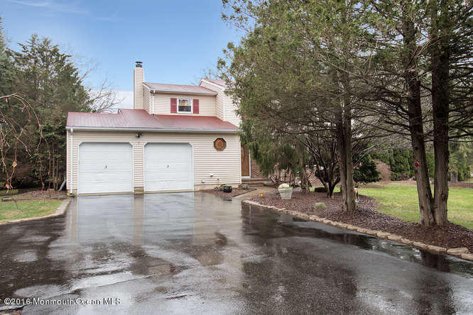476 Diamond Road Jackson, NJ 08527 - Photo 34 of 37 a view of a house with backyard and trees