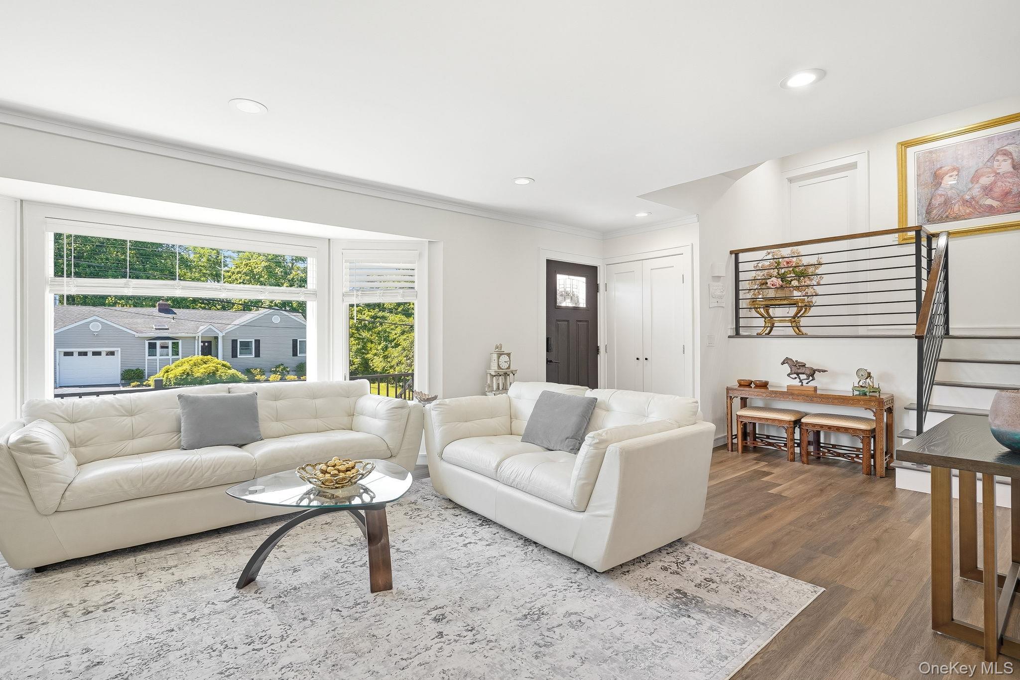 2 Lambert Road White Plains, NY 10605 - Photo 2 of 32