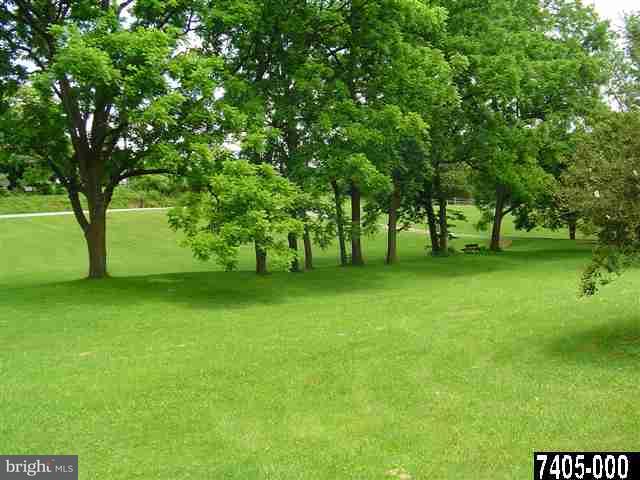 927 North Mcdermott Road Fawn Grove, PA 17321 - Photo 6 of 14 Gallery Image 6