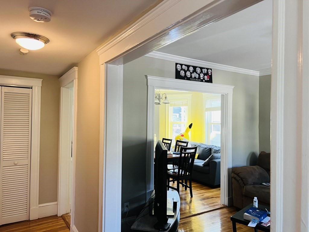18-20 Rice Street, Unit 1 Cambridge, MA 02140 - Photo 4 of 24 Gallery Image 4