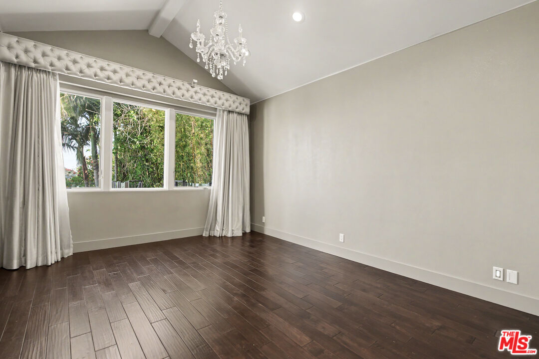 12608 Promontory Road Los Angeles, CA 90049 - Photo 38 of 59