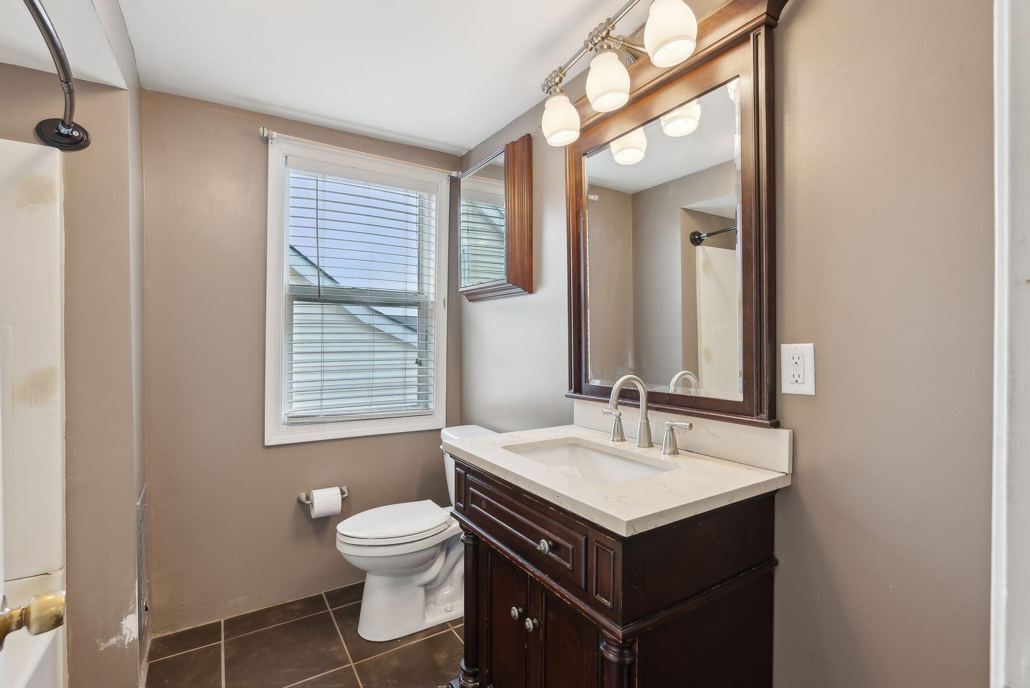 19 High Street Biddeford, ME 04005 - Photo 21 of 54 44_DSC01010