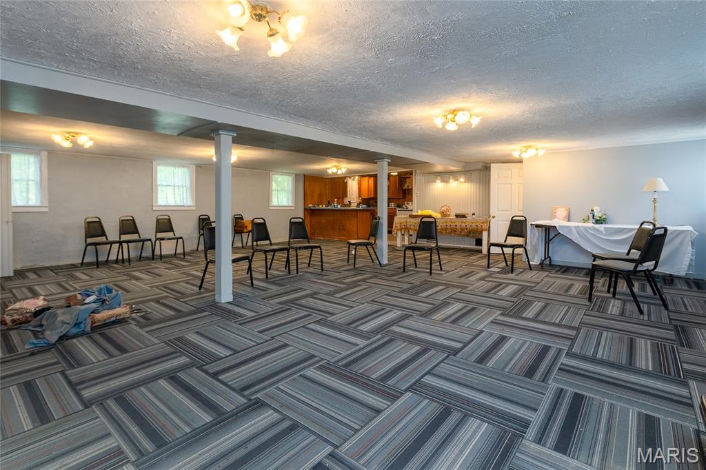 270 Alexander Street Eldorado, IL 62930 - Photo 8 of 24