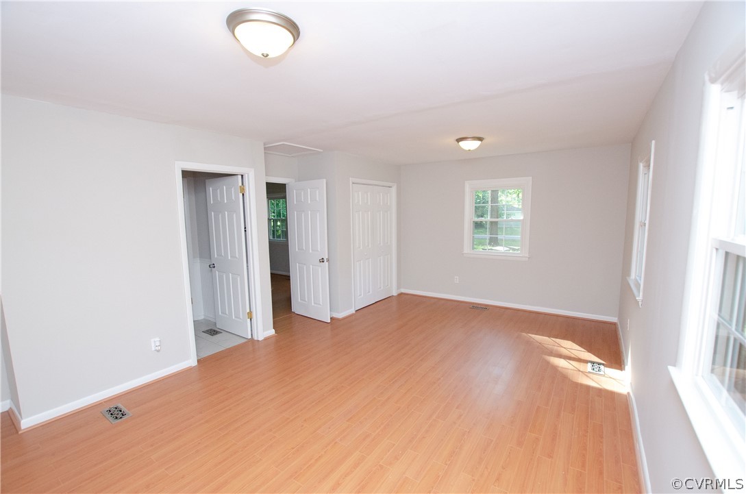 690 Coachpoint Road Hartfield, VA 23071 - Photo 10 of 21 Gallery Image 10