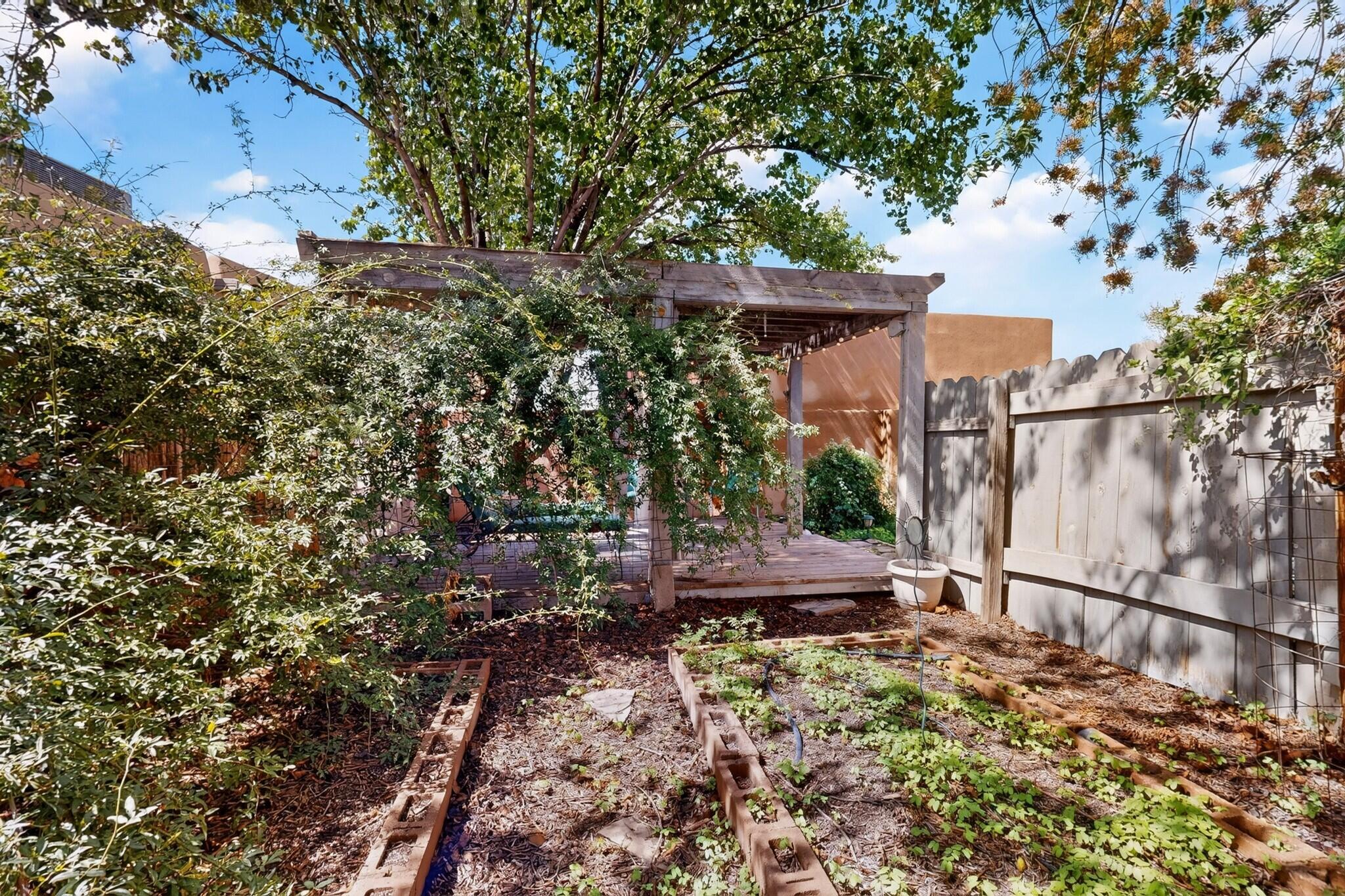 1730 Griegos Road Northwest Albuquerque, NM 87107 - Photo 28 of 45 Gallery Image 28