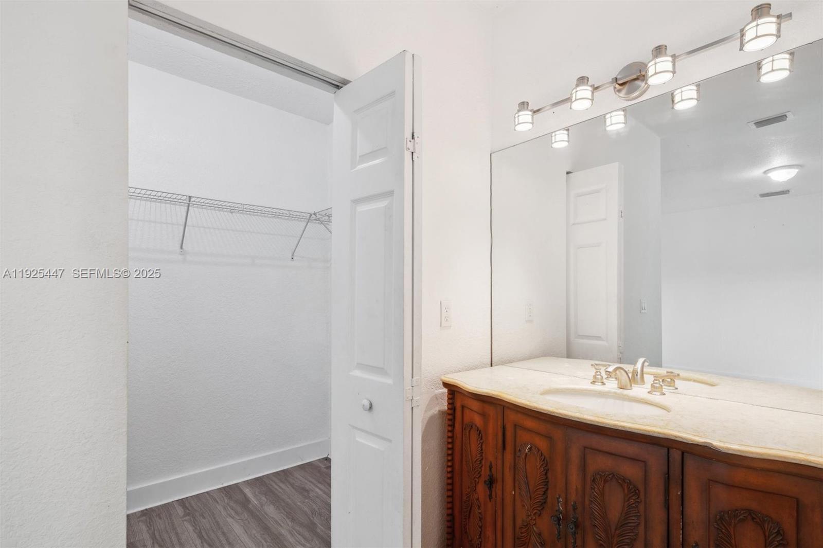 13225 Southwest 218th Terrace Miami, FL 33170 - Photo 19 of 45