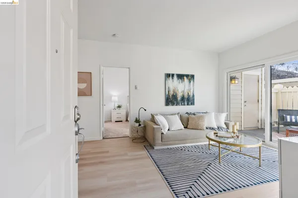 $328,000 | 79 Lakeshore Court, Richmond, CA 94804