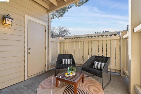 $328,000 | 79 Lakeshore Court, Richmond, CA 94804