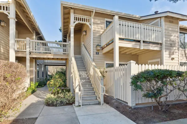 $328,000 | 79 Lakeshore Court, Richmond, CA 94804