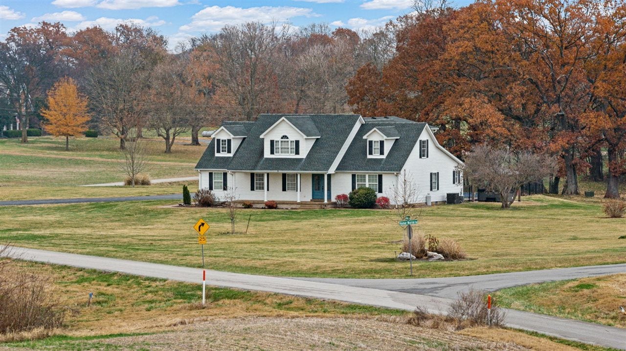2330 Meng Road Bowling Green, KY 42104 - Photo 3 of 59 Gallery Image 3