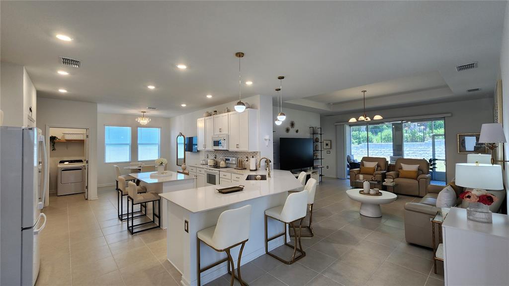 2095 Rider Rain Lane Apopka, FL 32703 - Photo 3 of 27