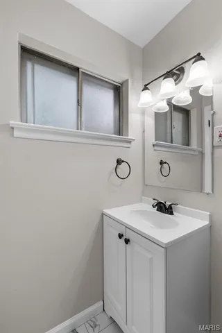 $175,000 | 1433 Farmview Avenue, St. Louis, MO 63138