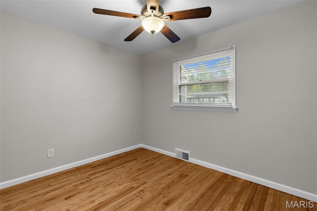 1433 Farmview Avenue St. Louis, MO 63138 - Photo 30 of 48