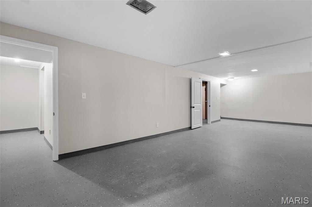 1433 Farmview Avenue St. Louis, MO 63138 - Photo 34 of 48