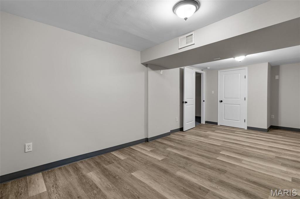 1433 Farmview Avenue St. Louis, MO 63138 - Photo 36 of 48